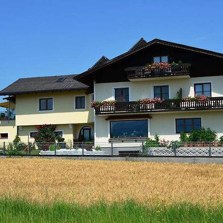Haus Gruber 호텔 Attersee 외부 사진