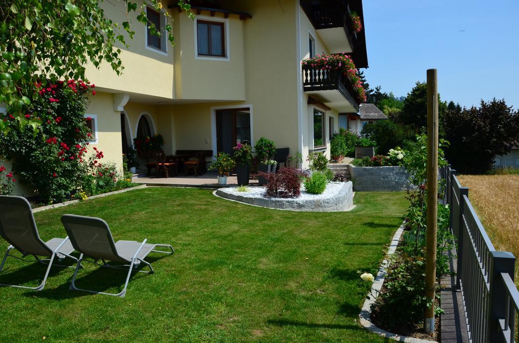 Haus Gruber 호텔 Attersee 외부 사진
