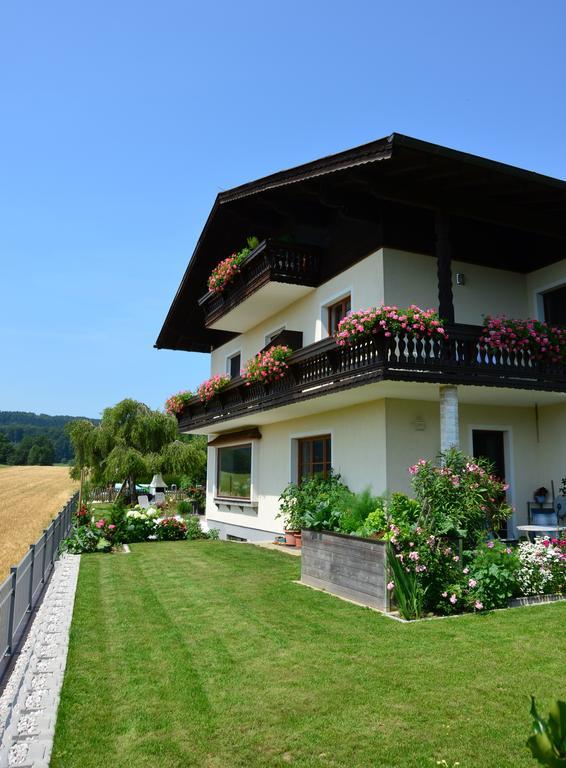 Haus Gruber 호텔 Attersee 외부 사진